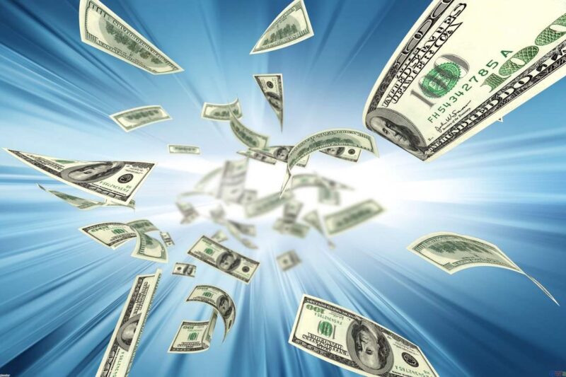 ¿Cómo volverte un imán para atraer el dinero?