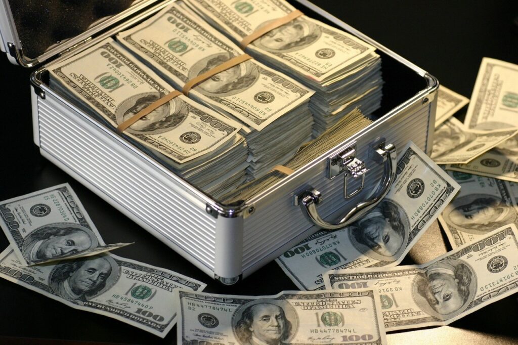 ¿Cómo tener buena suerte con el dinero?